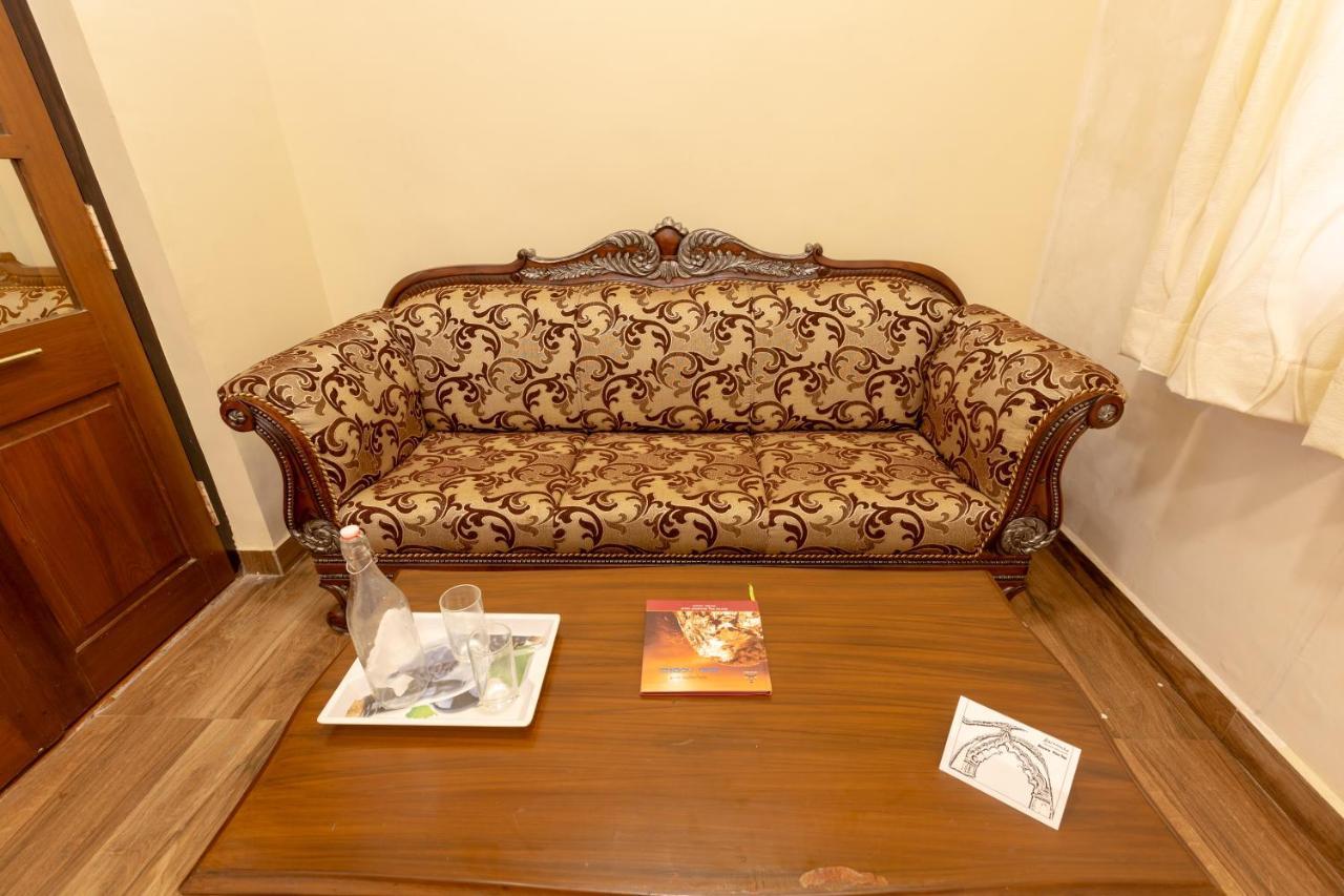 Kstdc Hotel Mayura Pine Top Nandi Hills Eksteriør bilde