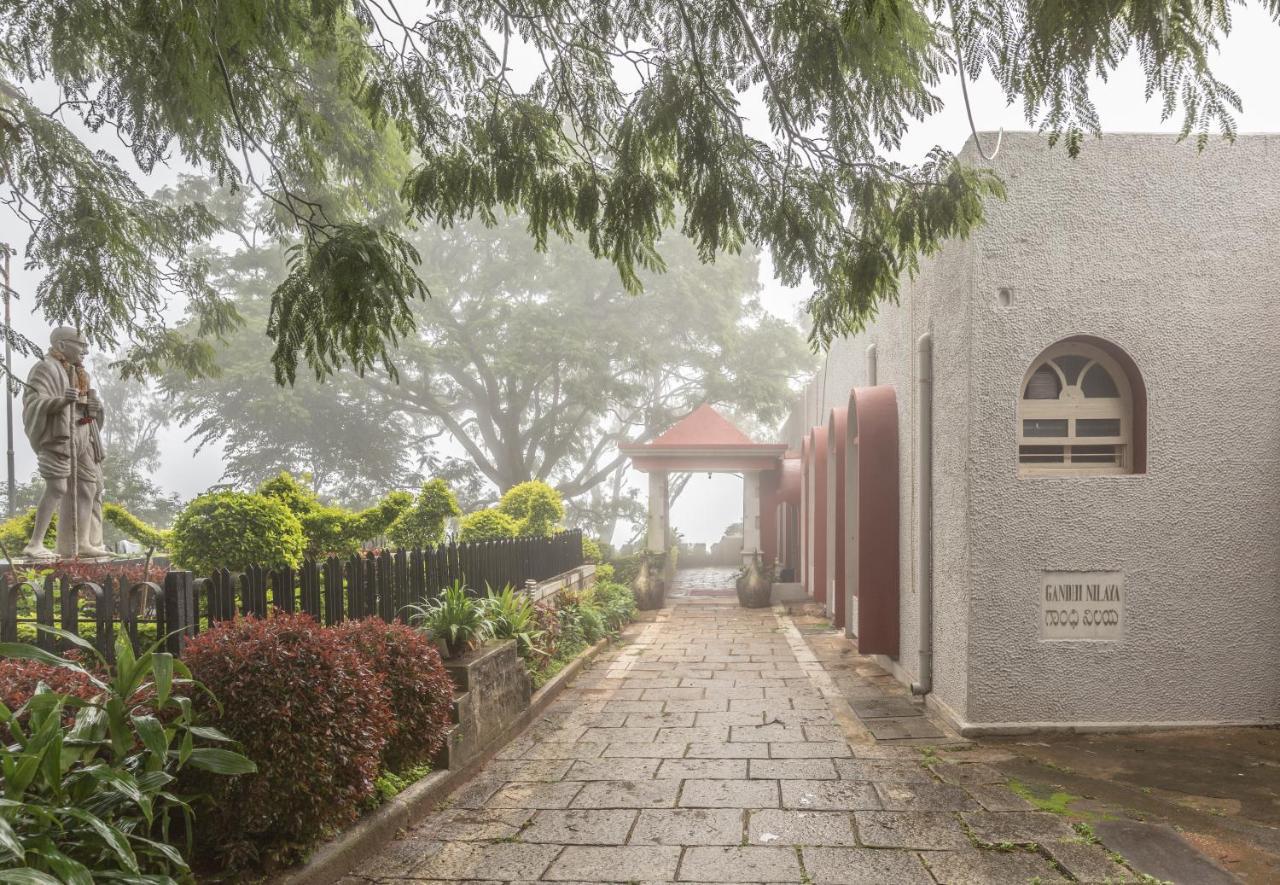 Kstdc Hotel Mayura Pine Top Nandi Hills Eksteriør bilde