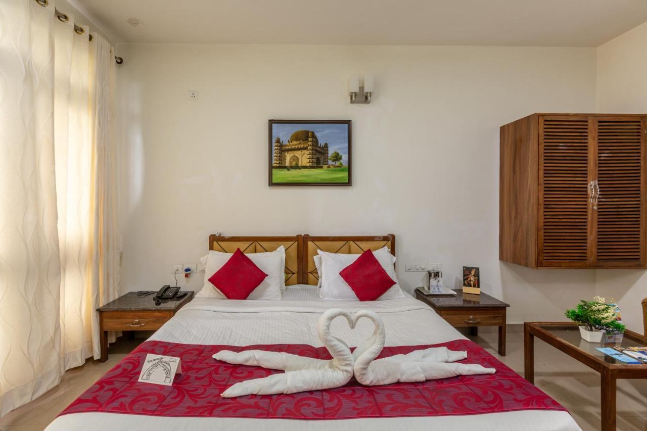 Kstdc Hotel Mayura Pine Top Nandi Hills Eksteriør bilde