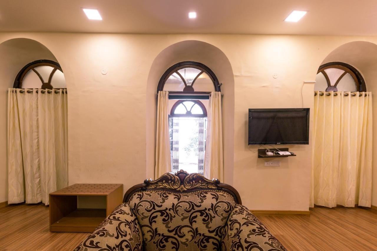 Kstdc Hotel Mayura Pine Top Nandi Hills Eksteriør bilde