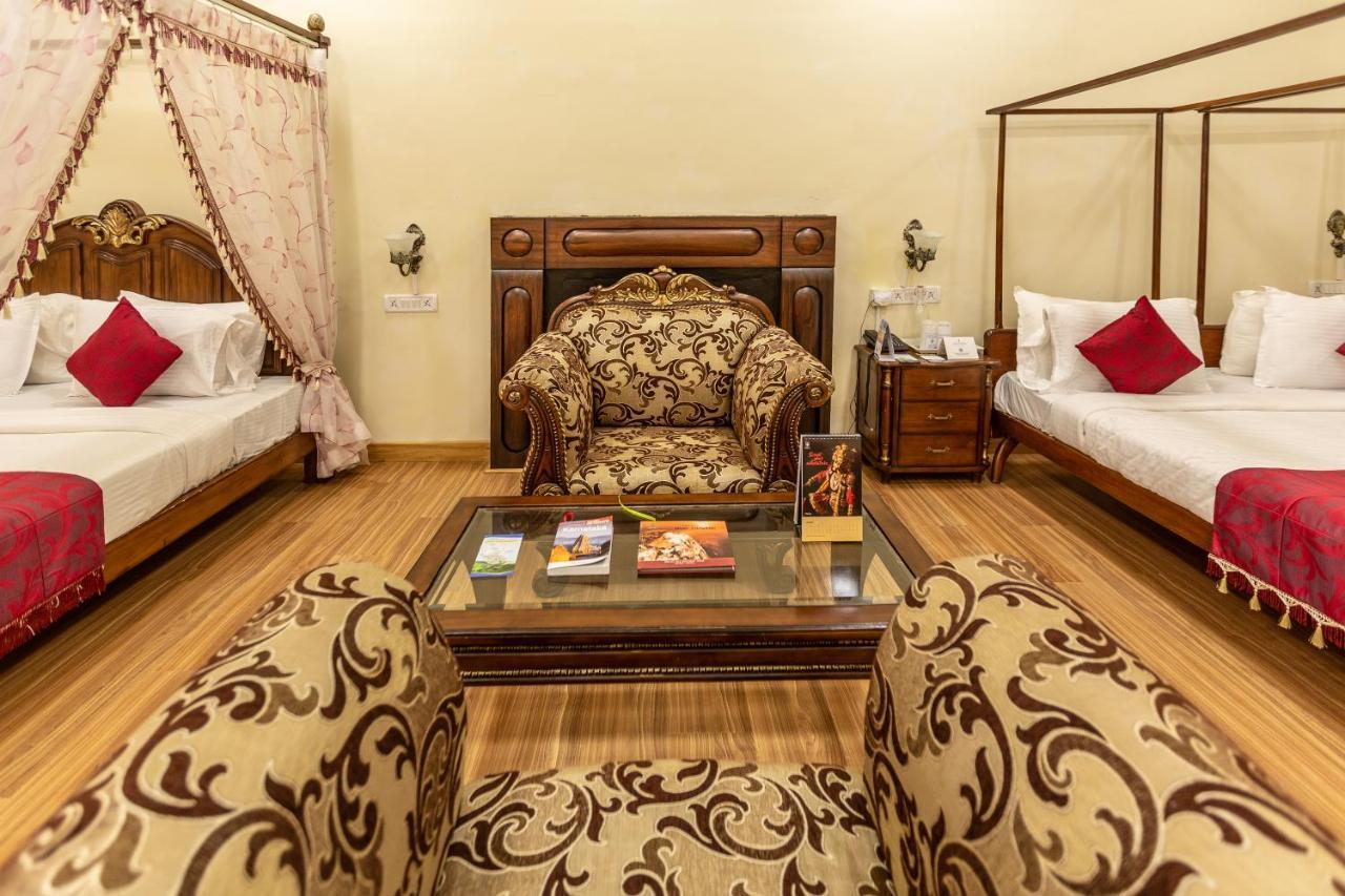 Kstdc Hotel Mayura Pine Top Nandi Hills Eksteriør bilde
