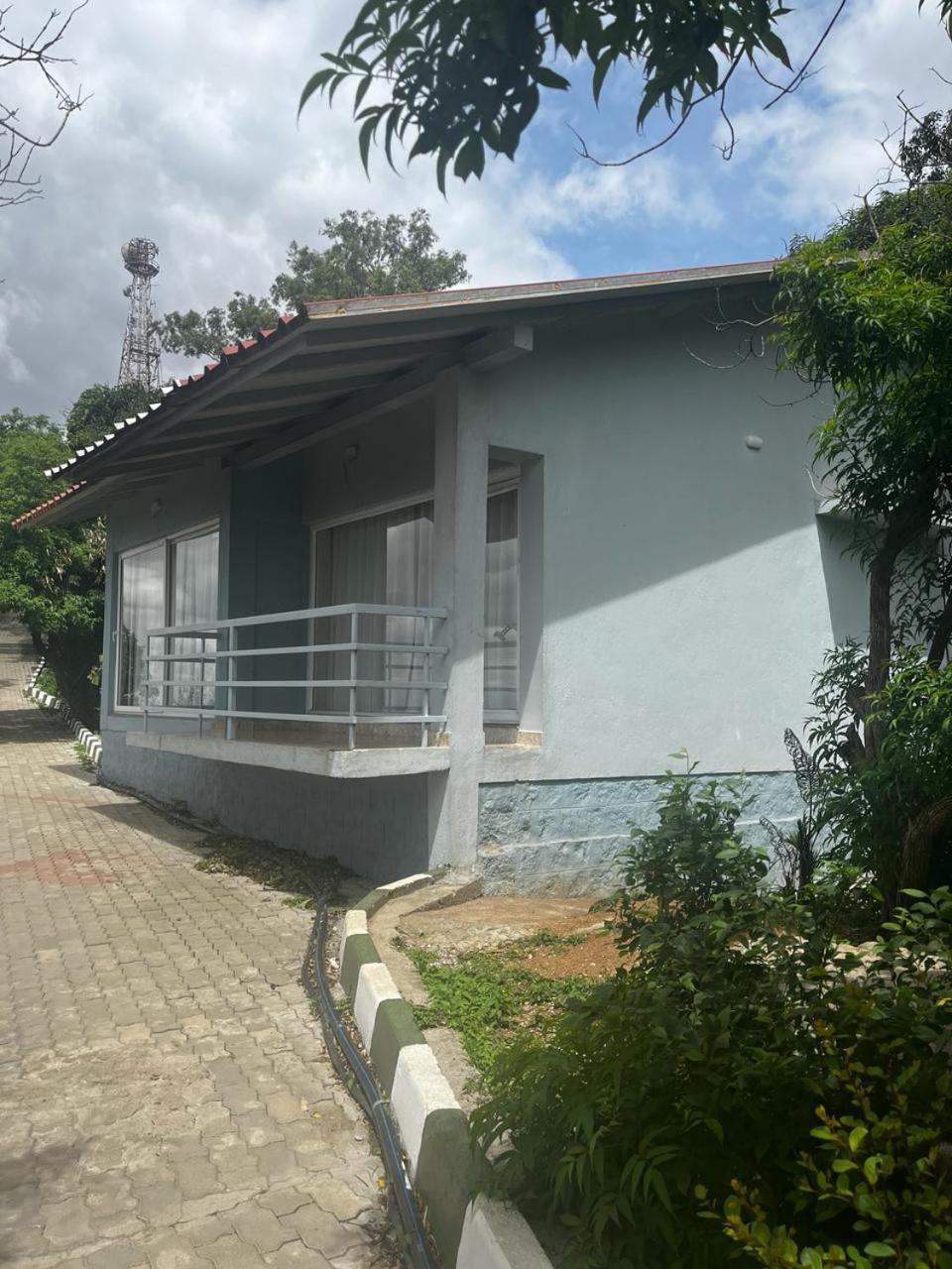 Kstdc Hotel Mayura Pine Top Nandi Hills Eksteriør bilde